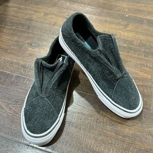 Vans Diamo Ni (Hairy Suede) Low Top Shoe Size 8.5 Women